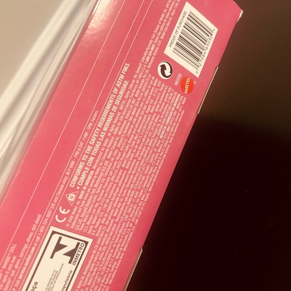 2009 50th Anniversary Holiday Barbie DollCollectors NIB - Picture 5 of 11